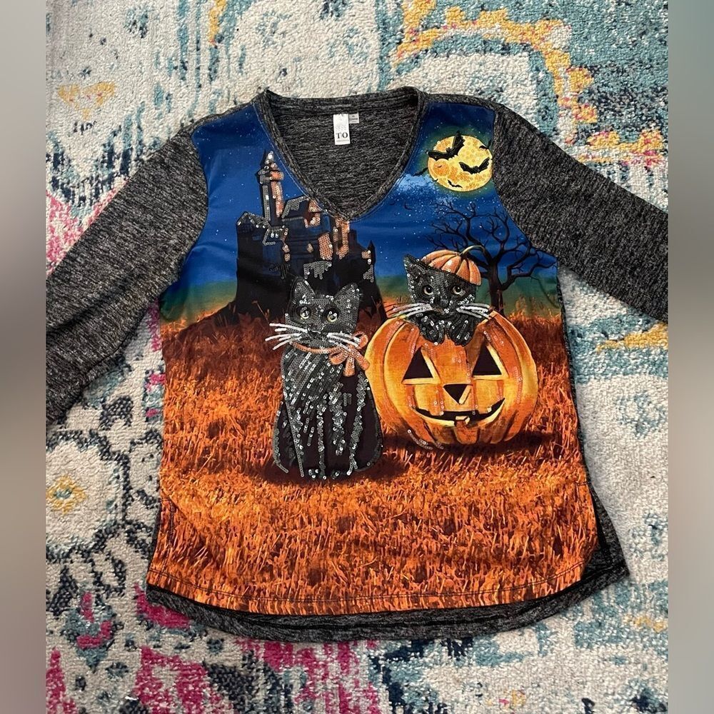 Thomas & Olivia Halloween V-Neck Top L